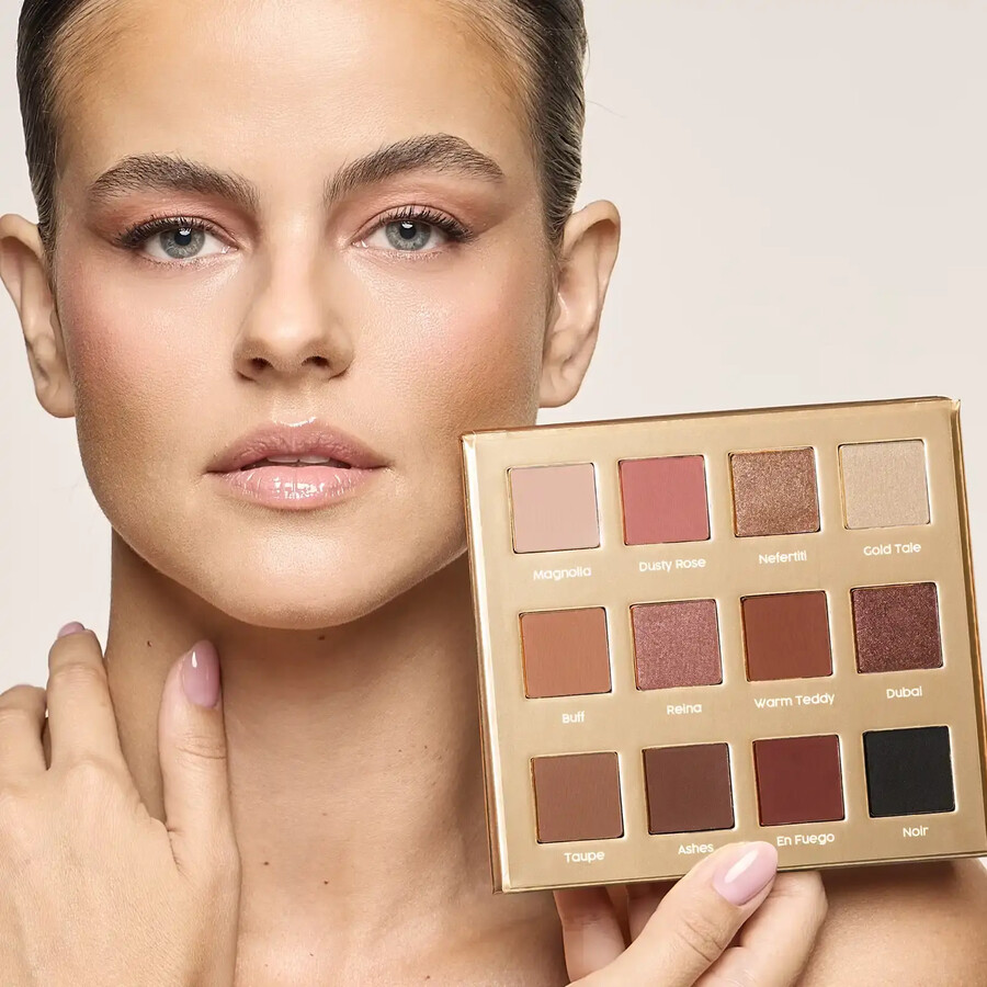 glam up eyeshadow palette